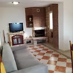 Villa Verde تْشيفالو